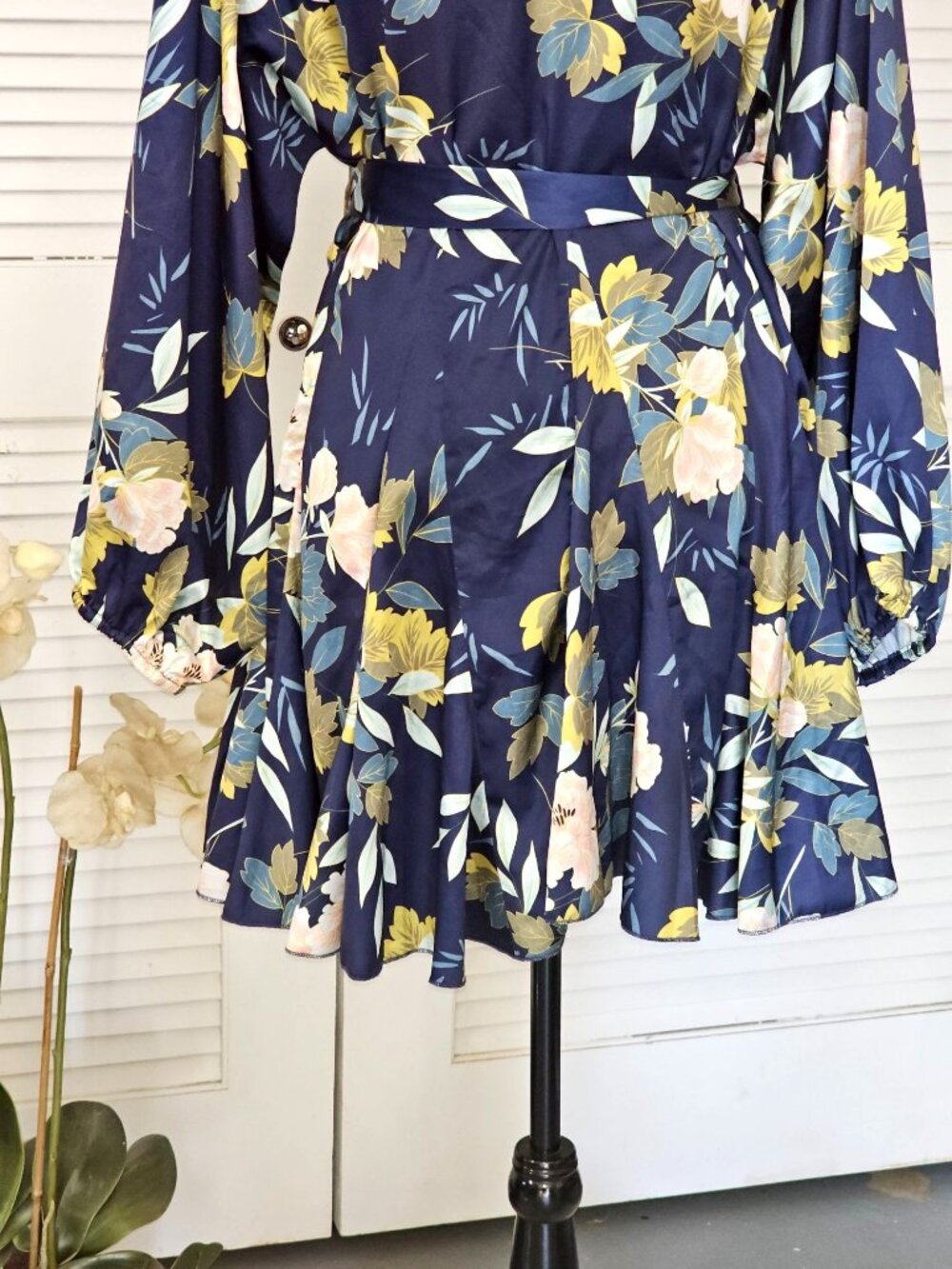 NWT Chicwich Women's Navy Floral Printed Bubble Sleves Frilling Dress Size M 432 - Picture 9 of 12